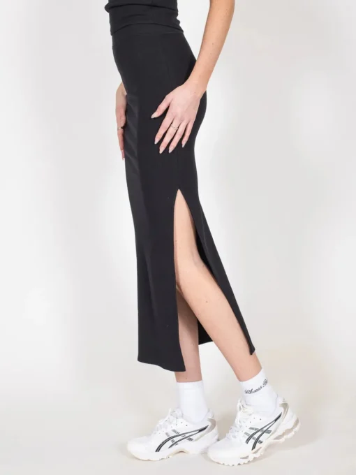 Brunette The Label Ribbed Fitted Maxi Skirt - Black